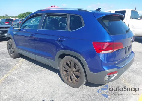 2022 Volkswagen Taos 1.5T Se z USA, uszkodzony, nr VIN 3VVLX7B23NM023911